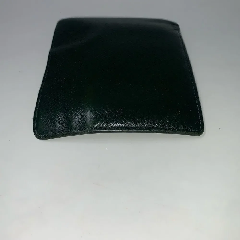 💥AUTHENTIC💥 Louis Vuitton Mens Leather Bifold Wallet Green